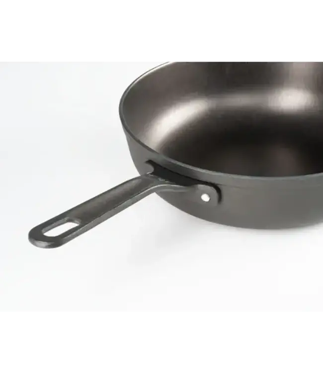 GSI Outdoor's GUIDECAST Deep Frypan