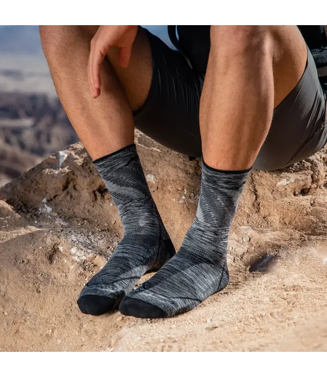 Darn Tough Men's Light Hiker Micro Crew Lightweight Hiking Sock