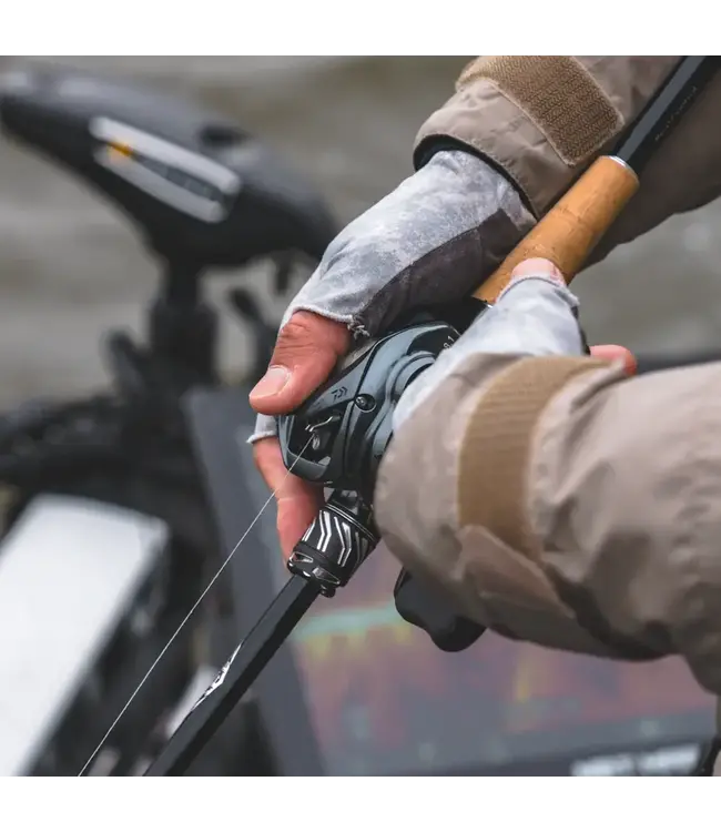 Daiwa 24 Tatula SV 100 Reel