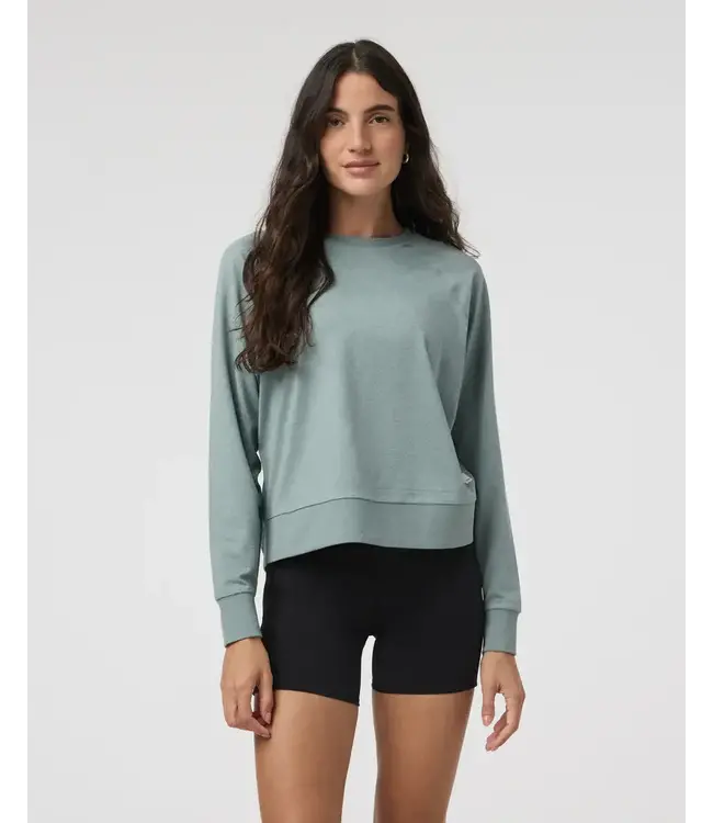 Vuori Women's Halo Crew Shirt