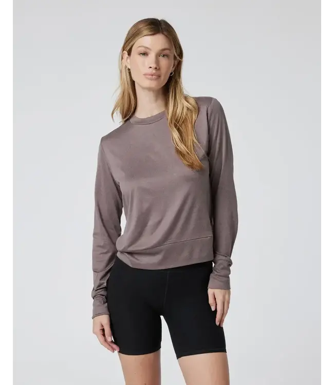 Vuori Women's Daydream Crew Performance Top