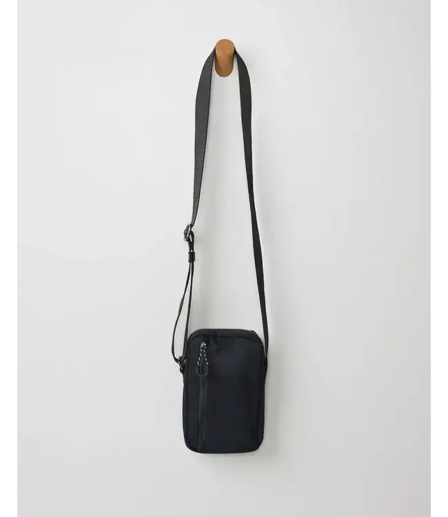 Vuori All Around Crossbody Bag