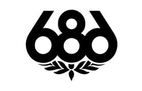 686