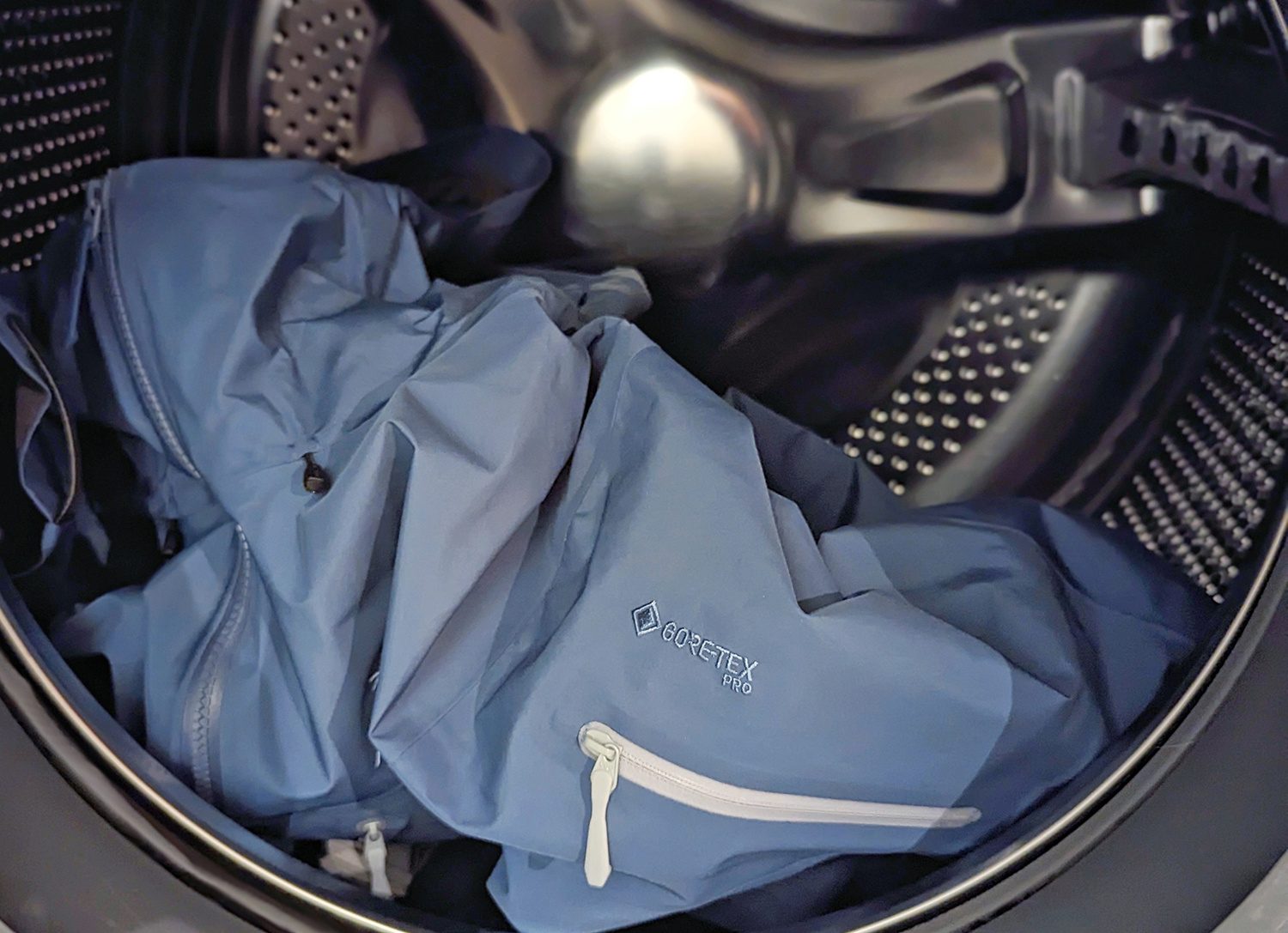 Gore-Tex jacket in washing machine