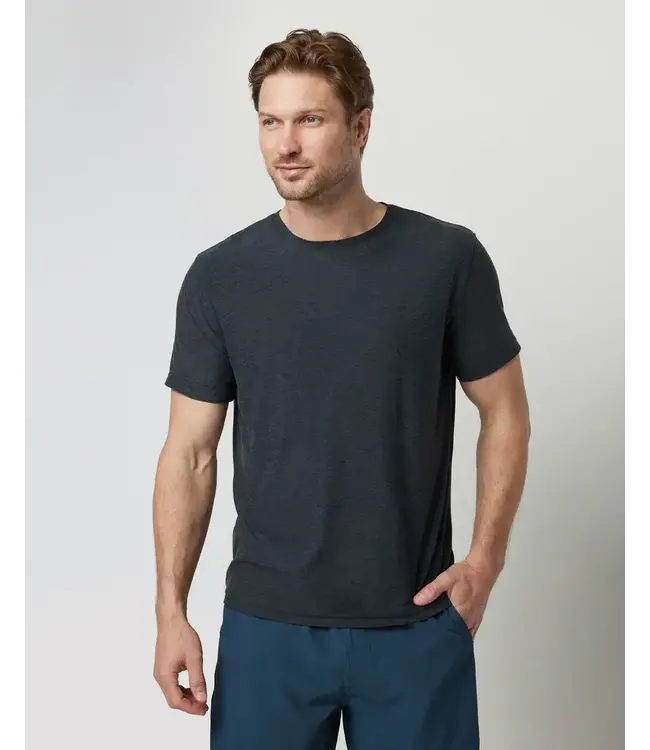 Vuori Men's Strato Tech Shirt