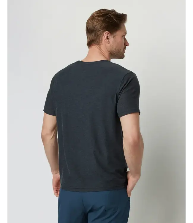 Vuori Men's Strato Tech Shirt