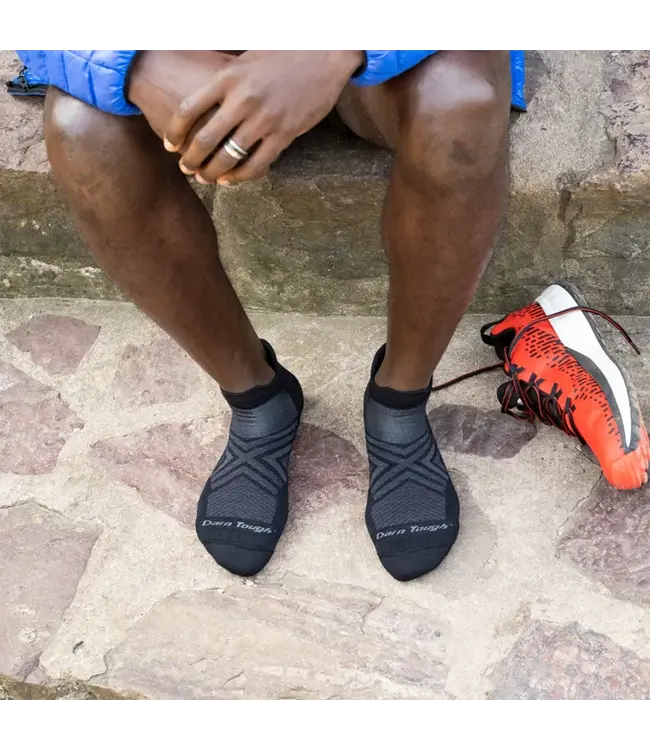 Darn Tough Men's Run No Show Tab No Cushion Ultra-Lightweight Running Sock