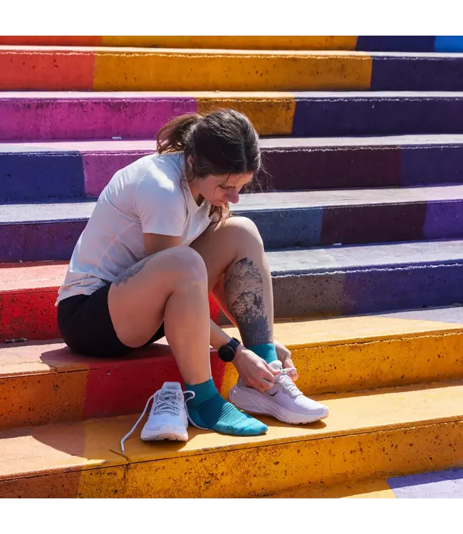 Darn Tough Women's Element Quarter Lightweight Running Sock