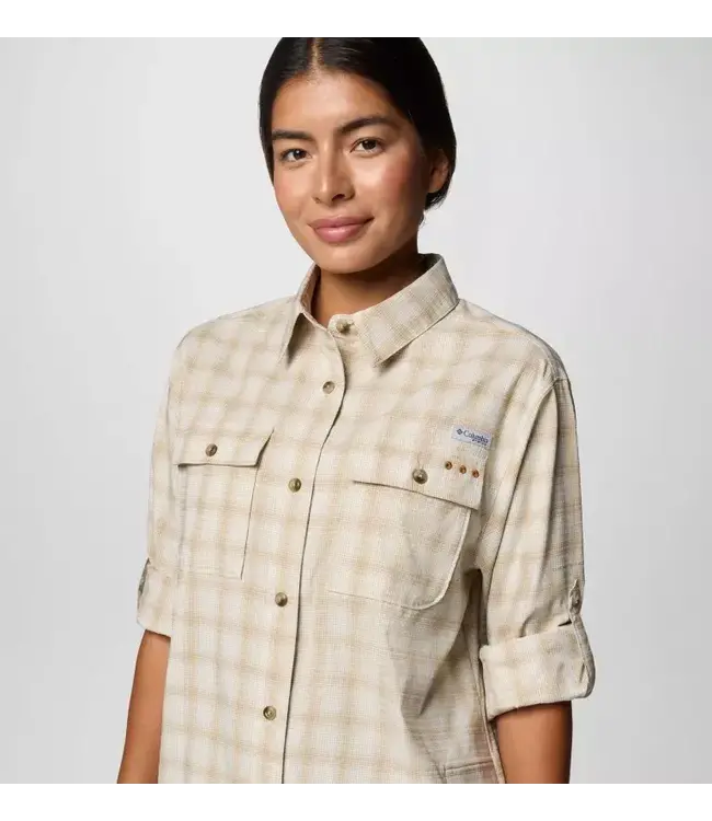 Columbia Women's PFG Wild Cast Performance Yarn Dye Long Sleeve Shirt