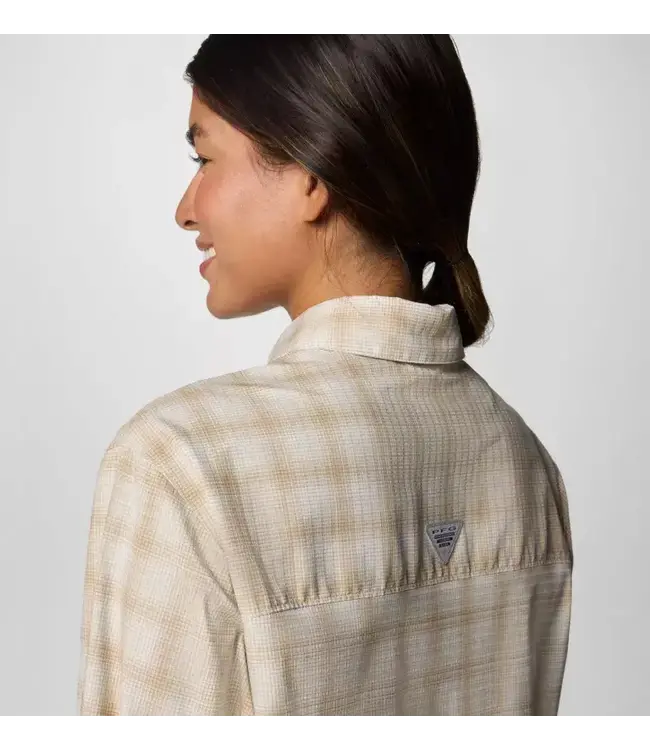 Columbia Women's PFG Wild Cast Performance Yarn Dye Long Sleeve Shirt