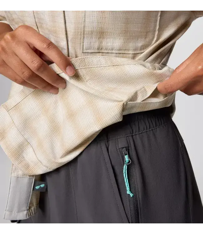 Columbia Women's PFG Wild Cast Performance Yarn Dye Long Sleeve Shirt