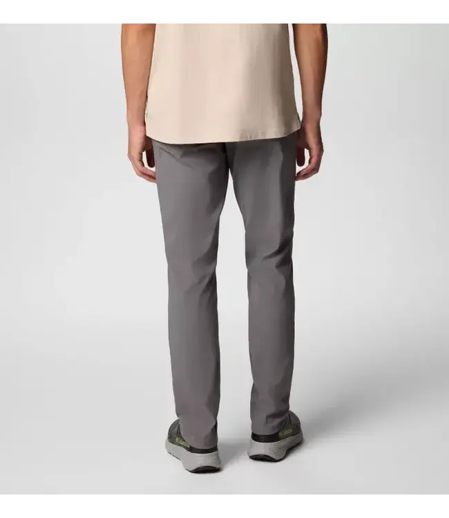 Columbia Men's Black Mesa 5 Pocket Chino Pants