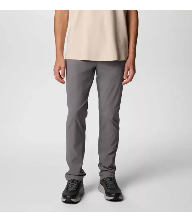 Columbia Men's Black Mesa 5 Pocket Chino Pants