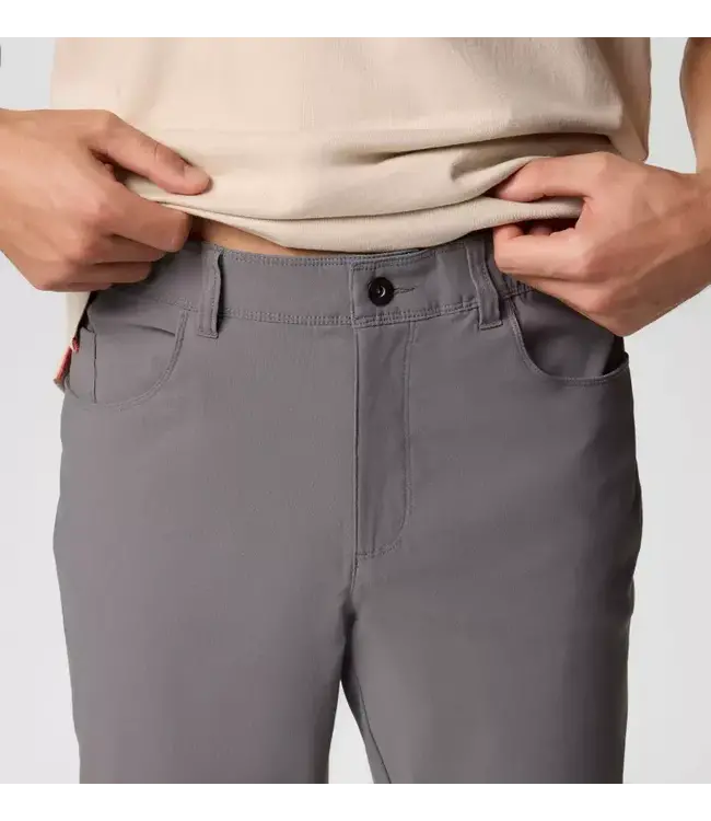 Columbia Men's Black Mesa 5 Pocket Chino Pants