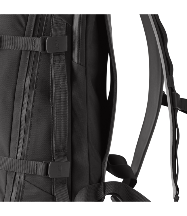 Yeti Crossroads 27L Backpack