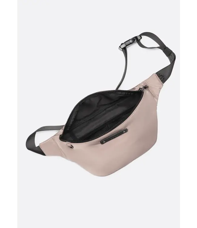 Lolë  Taylor Belt Bag