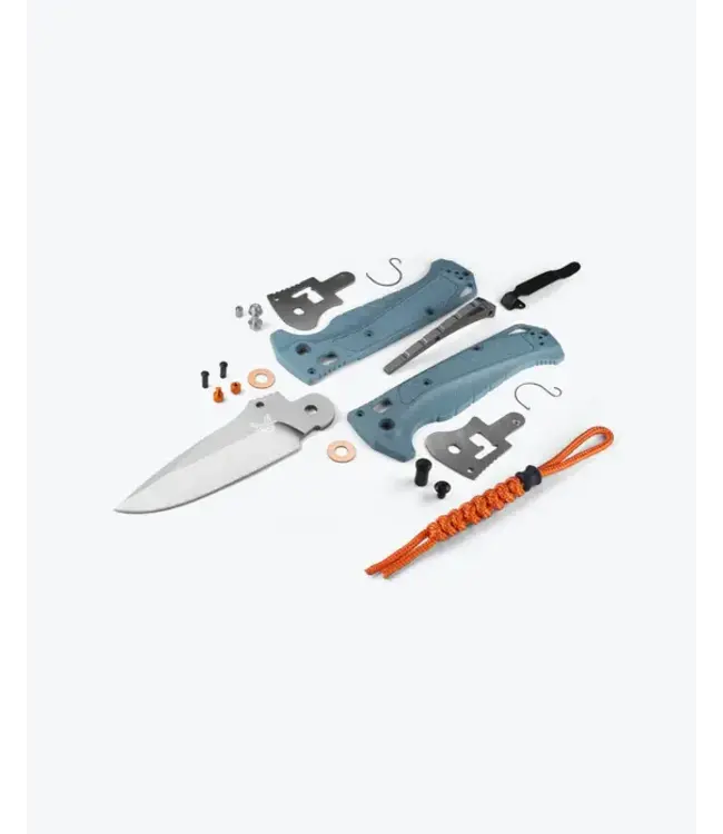 Benchmade Adira Knife - Depth Blue Grivory | Drop-point