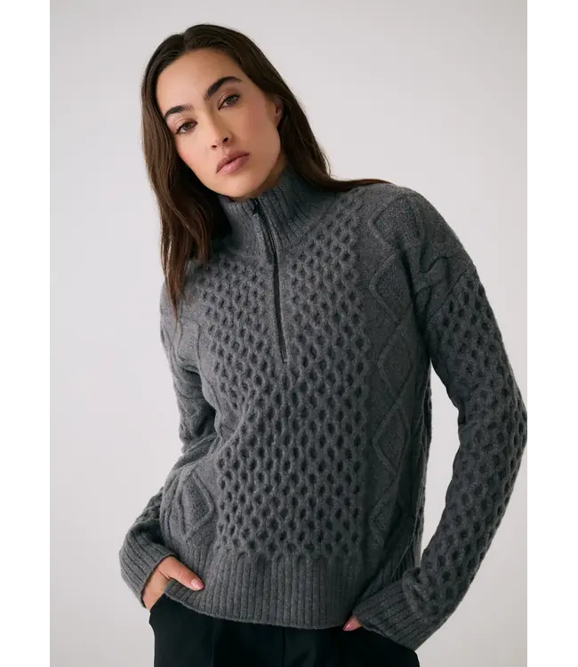 Lolë Women's Camila 1/2 Zip Sweater