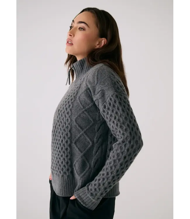 Lolë Women's Camila 1/2 Zip Sweater