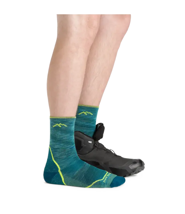 Darn Tough Men's Light Hiker Micro Crew Lightweight Hiking Sock