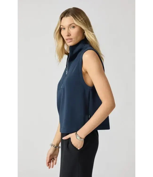 MPG Women's Dreamweave Half Zip Mock Neck Tank Top