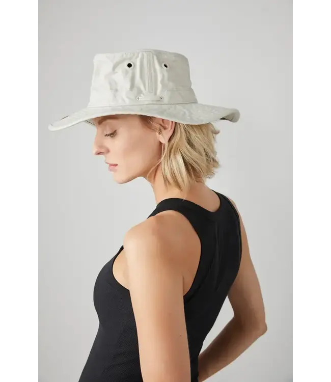 Tilley T3 Vintage Wide Brim Wanderer Hat