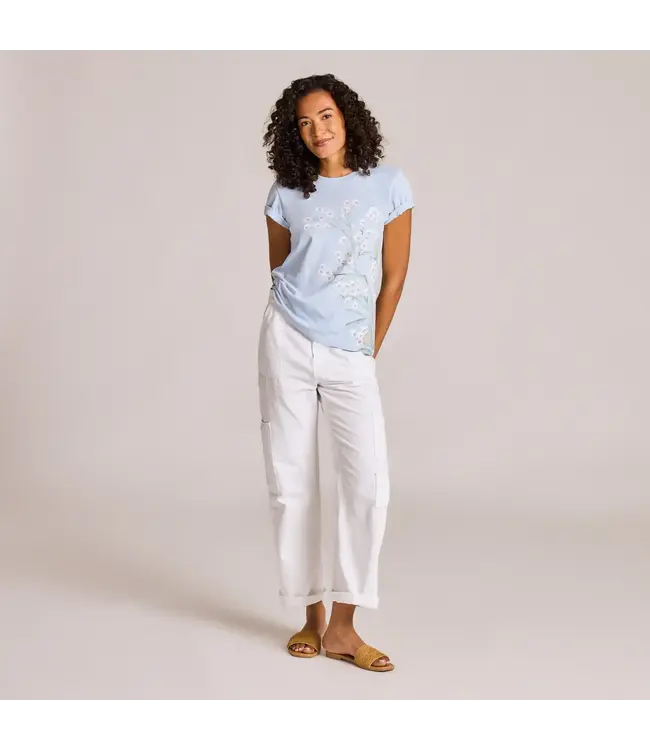 Life Is Good Women's Forgetmenot Butterfly Short Sleeve Crusher Tee