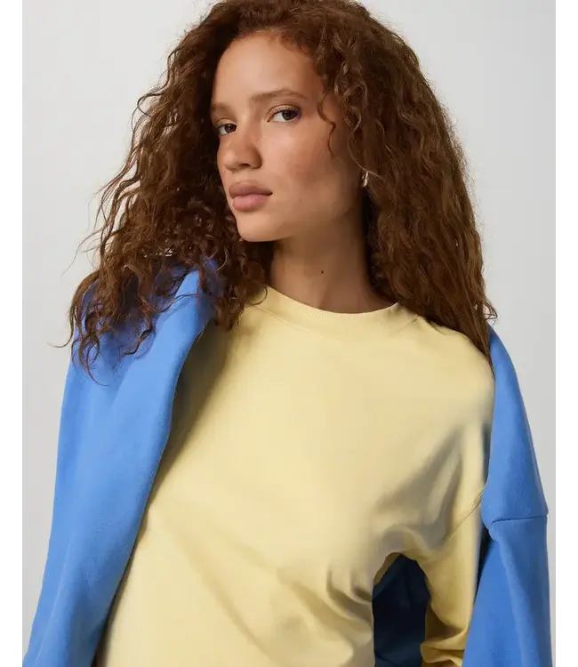 Vuori Women's Halo Modern Crew Shirt