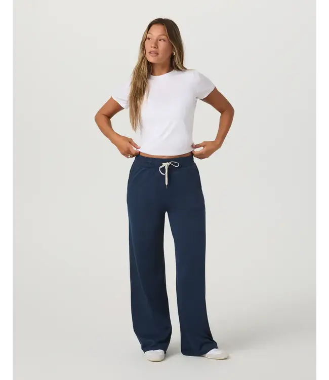 Vuori Women's Halo Essential Wideleg Pant