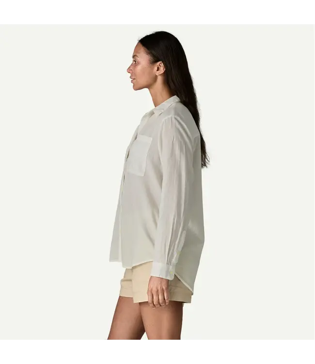 Patgaonia Women's Lightweight A/C Buttondown Shirt