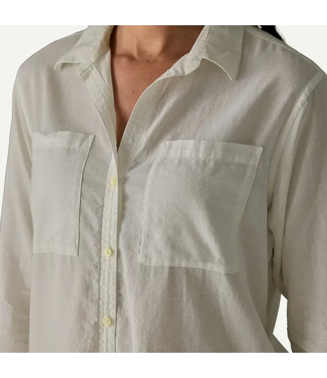 Patgaonia Women's Lightweight A/C Buttondown Shirt