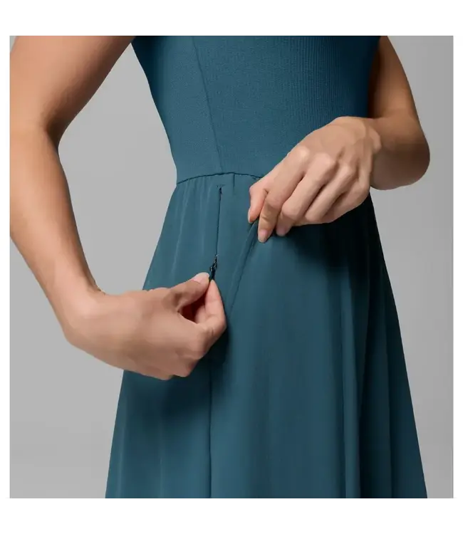 Columbia Women's Pinetown Canyon Rib Dress
