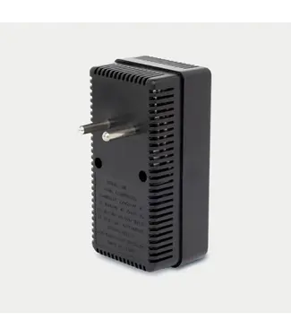 TRAVELON Travelon Dual Wattage Converter - Black