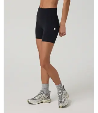 VUORI Vuori  Women's AllTheForm Pocket Short - 6"