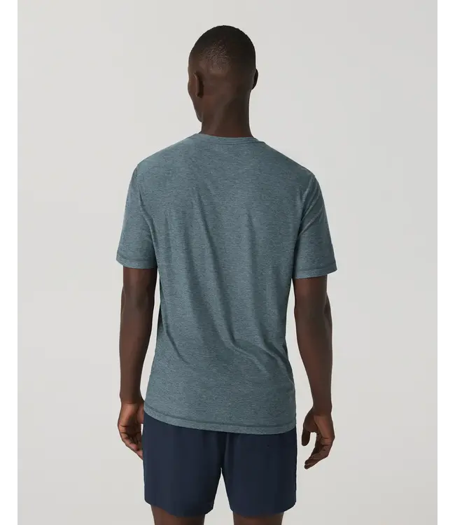 Vuori Men's Strato Tech Top