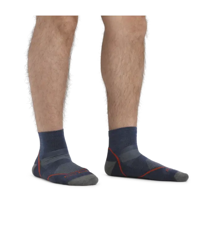 Darn Tough Men's Light Hiker Quarter Lightweight Hiking Socks