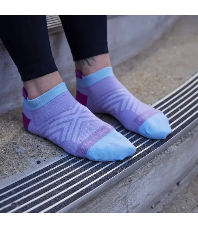 Darn Tough Women's Run No Show Tab Ultra-Lightweight Running Socks