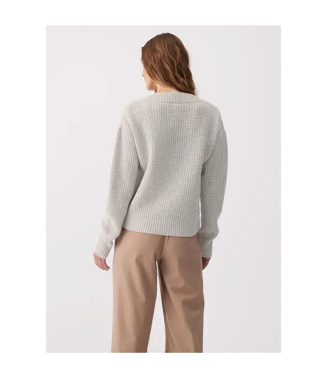 Lolë  Women's Verdun V-neck Sweater
