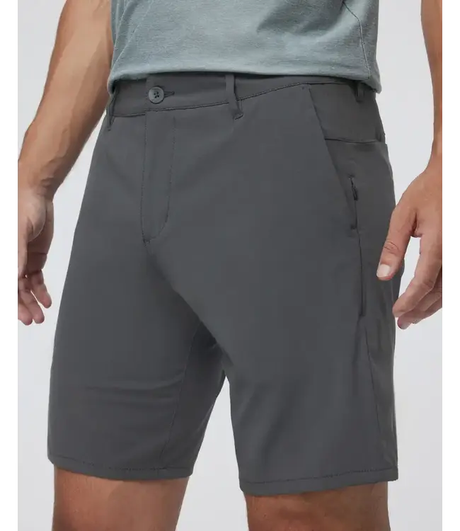 Vuori Men's Aim Short