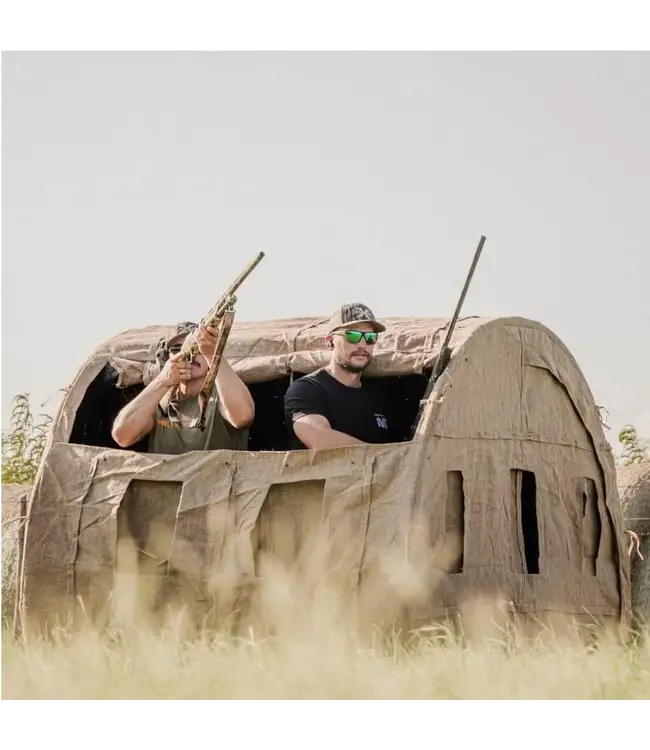 Muddy The Bale Blind