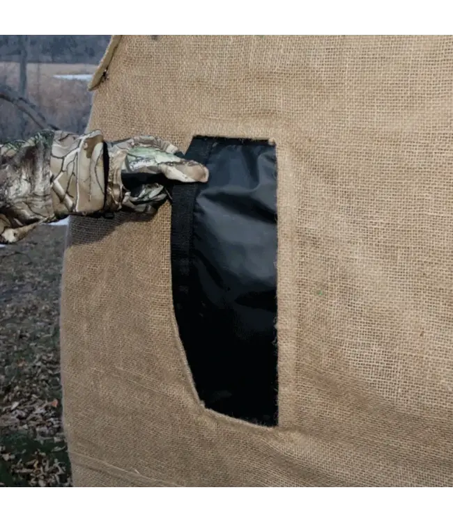 Muddy The Bale Blind