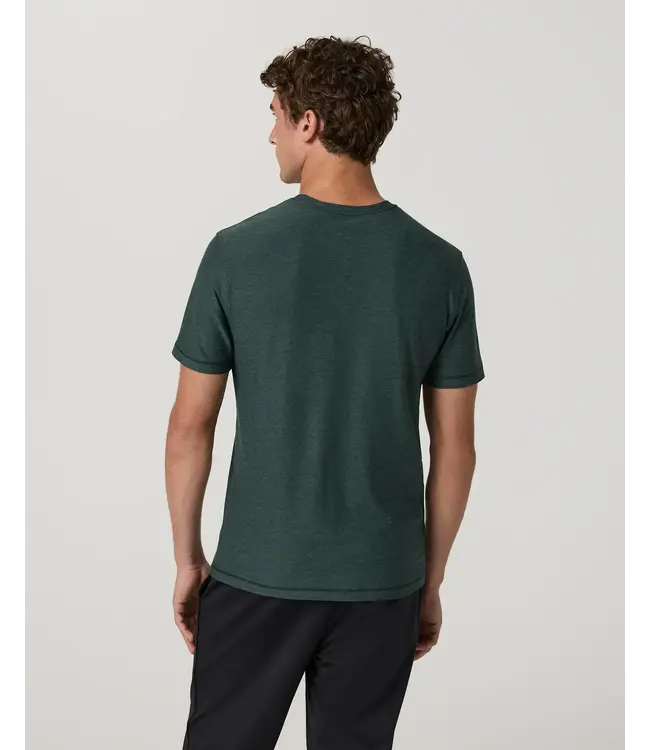 Vuori Men's Strato Tech Top