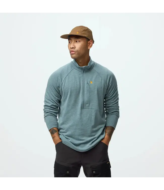 Fjallraven Men's Bergtagen Midlayer Half Zip Sweater