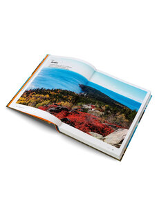 The Parklands: Trails and Secrets from the National Parks of the United States
