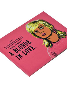 A Blonde in Love Magnet