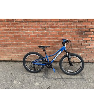 Trek USED TREK PRECALIBER 20" BLUE/ SILVER