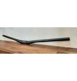 PIVOT Phoenix Team Low Rise Carbon Handlebar - 780mm wide / 20mm rise