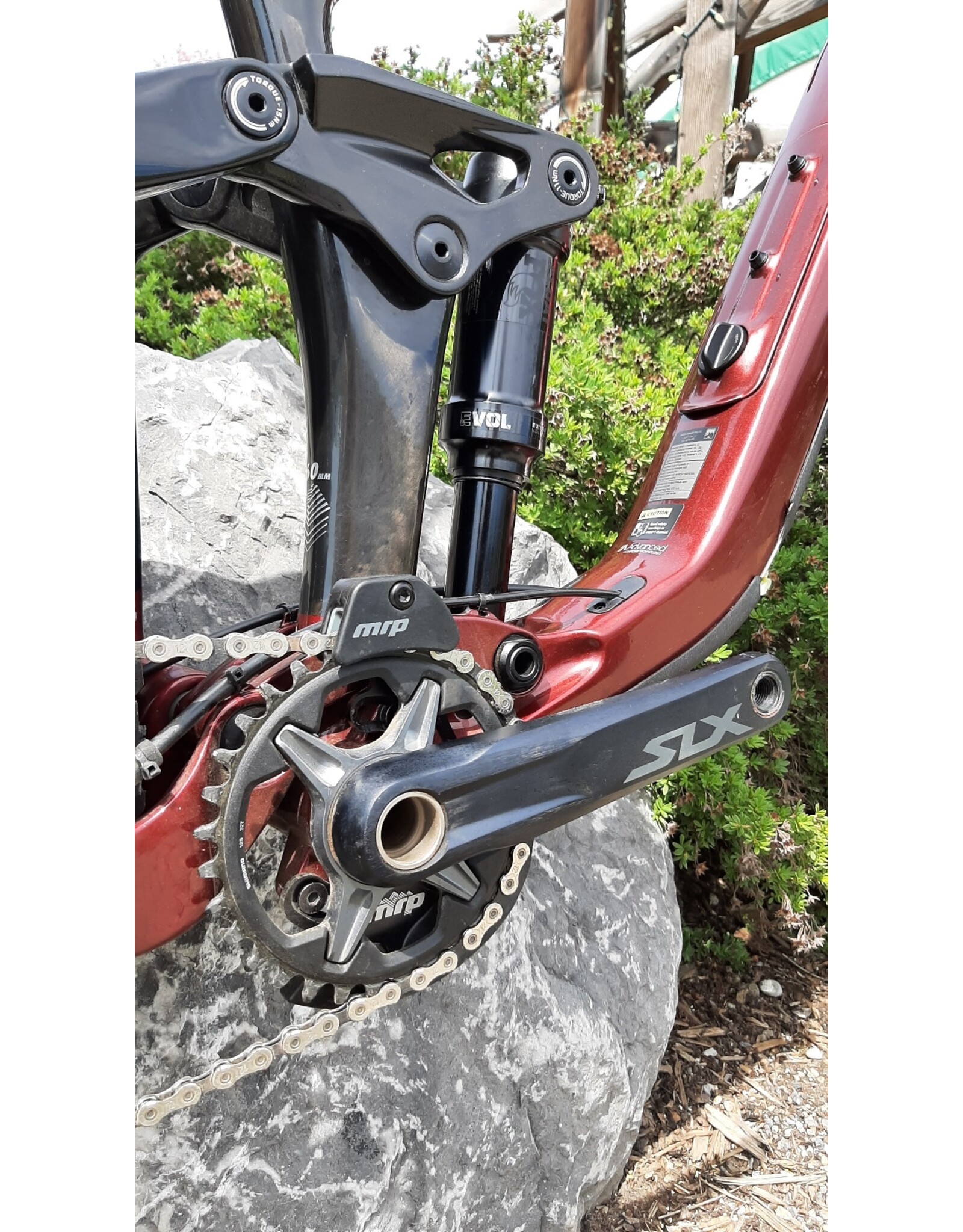 Giant Bicycles 2024 (DEMO) Reign Adv 2 Sangria/Carbon