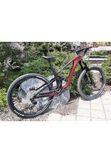 Giant Bicycles 2024 (DEMO) Reign Adv 2 Sangria/Carbon