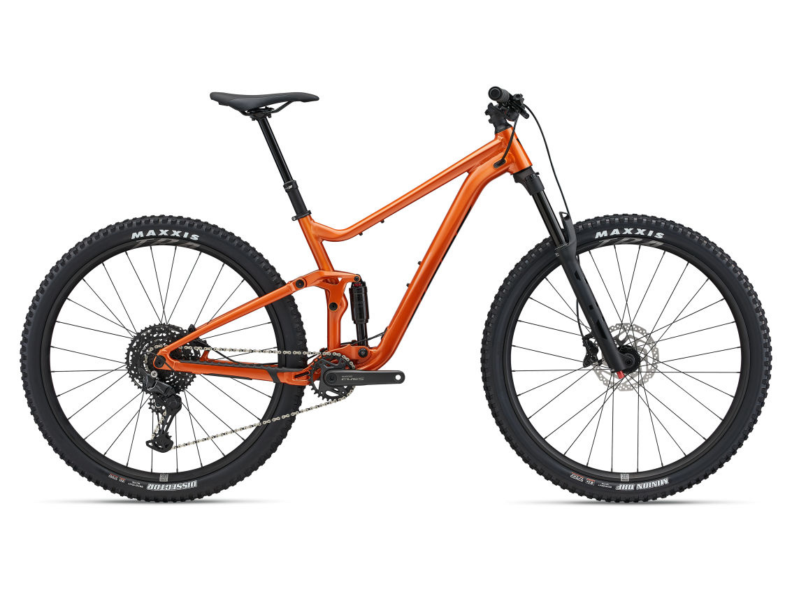 ギャイアンと giant-bicycles-2025-stance.jpg